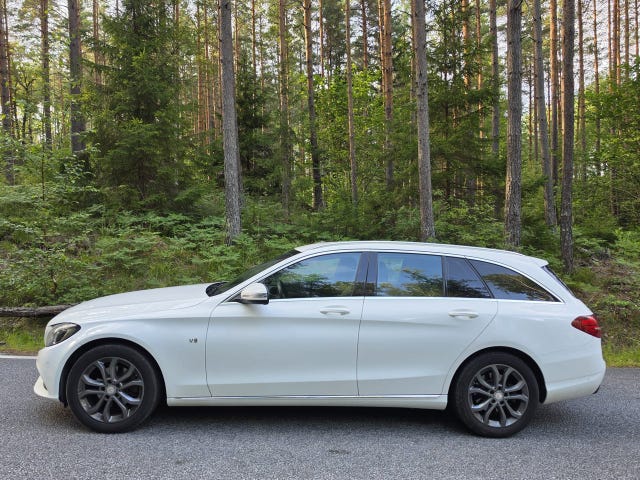 Mercedes-Benz C200 d 2016 – bild 2