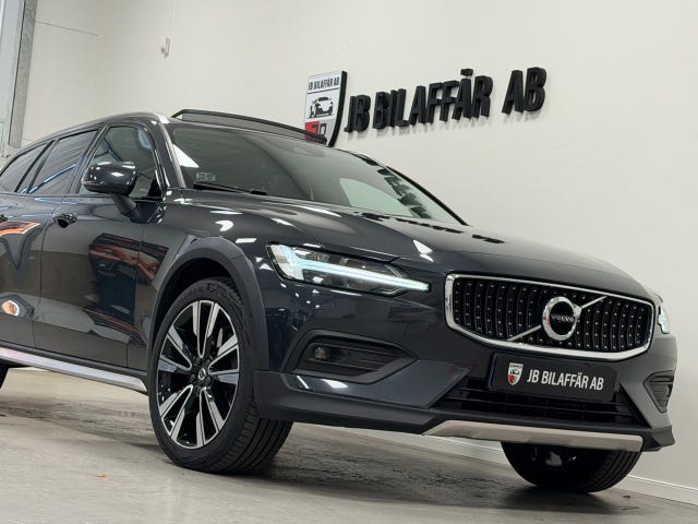 Volvo V60 Cross Country 2019 – bild 4