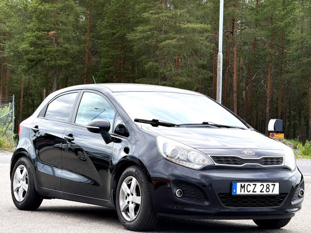 Kia Rio — bild 4 av 11