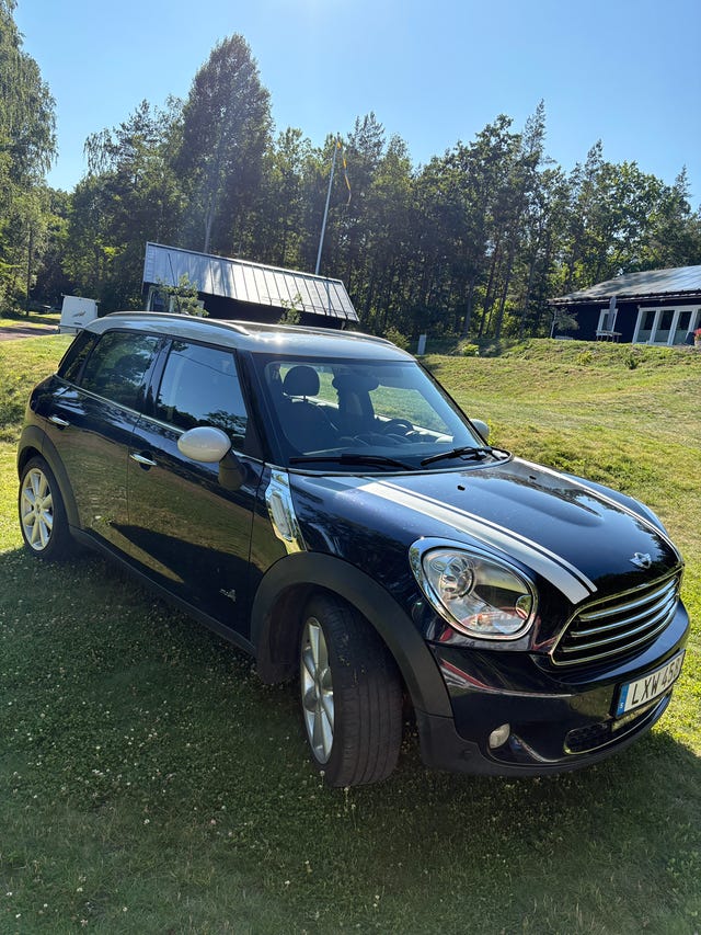 MINI Countryman Cooper D 2011