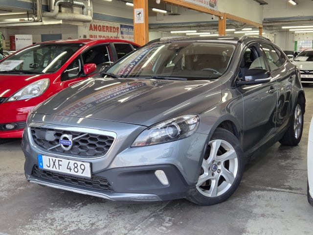 Volvo V40 Cross Country 2016