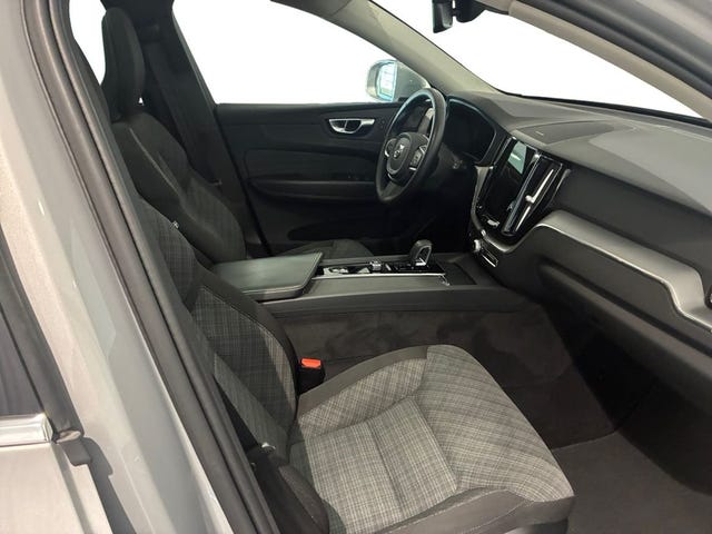 Volvo XC60 2023 – bild 4