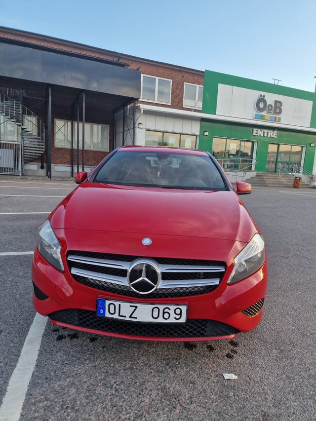 Mercedes-Benz A180 2014