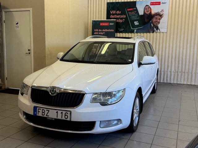 Skoda Superb 2012