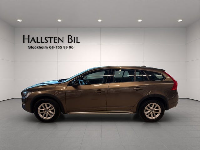 Volvo V60 Cross Country 2016