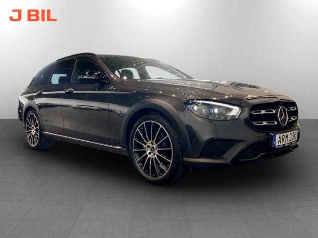 Mercedes-Benz E220 2021