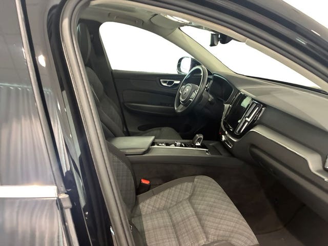 Volvo XC60 2023 – bild 4