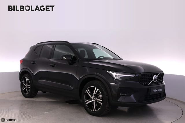 Volvo XC40 2025