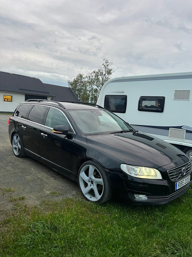 Volvo V70 2016