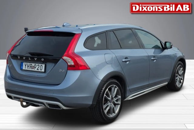 Volvo V60 Cross Country 2017 – bild 4