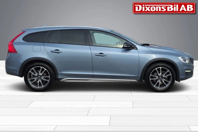 Volvo V60 Cross Country 2017 – bild 2