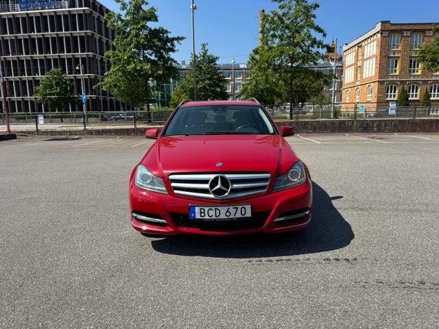 Mercedes-Benz C220 2014