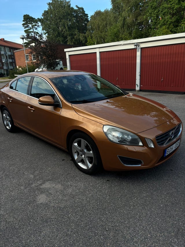 Volvo S60 2011