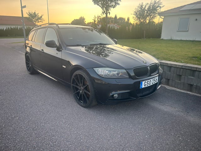 BMW 320i 2010