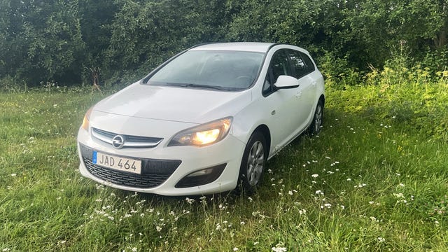 Opel Astra 2015