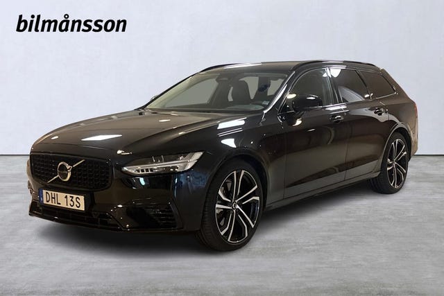 Volvo V90 2025