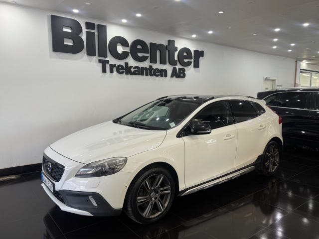 Volvo V40 Cross Country 2014