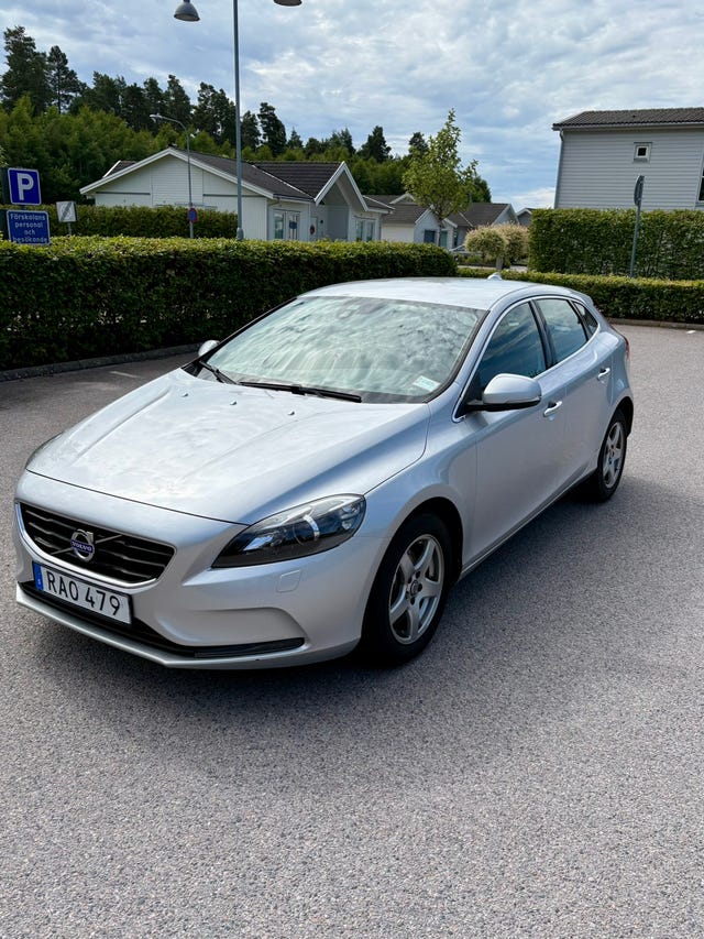 Volvo V40 2016