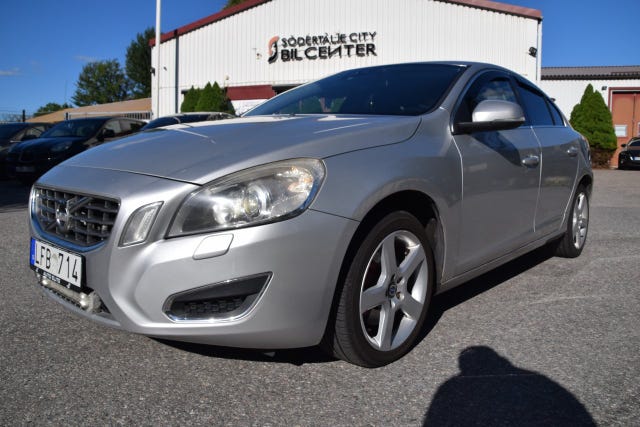 Volvo S60 2011