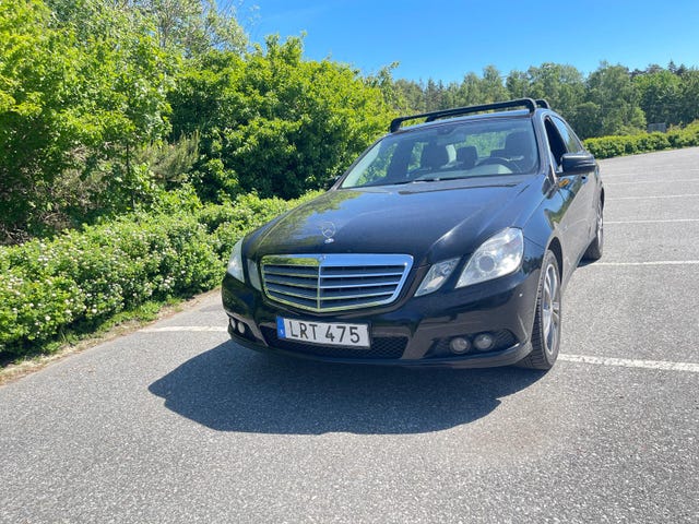 Mercedes-Benz E200 2011