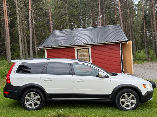 Volvo XC70 2010