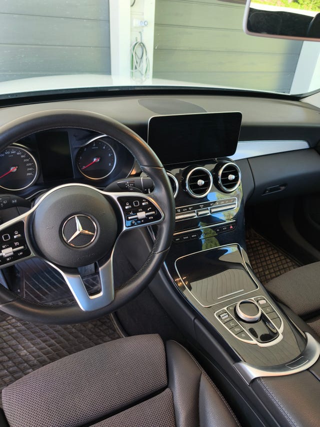 Mercedes-Benz C220 2019 – bild 4