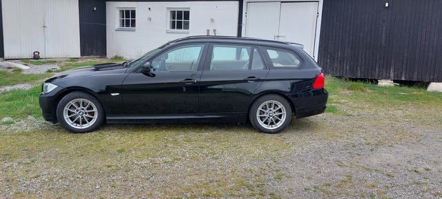 BMW 318d 2011
