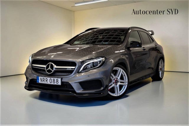 Mercedes-Benz GLA 45 AMG 2015