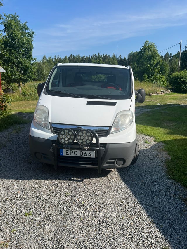 Opel Vivaro 2012