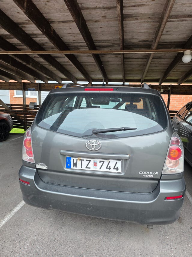 Toyota Corolla Verso 2005