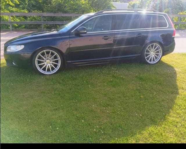 Volvo V70 2016