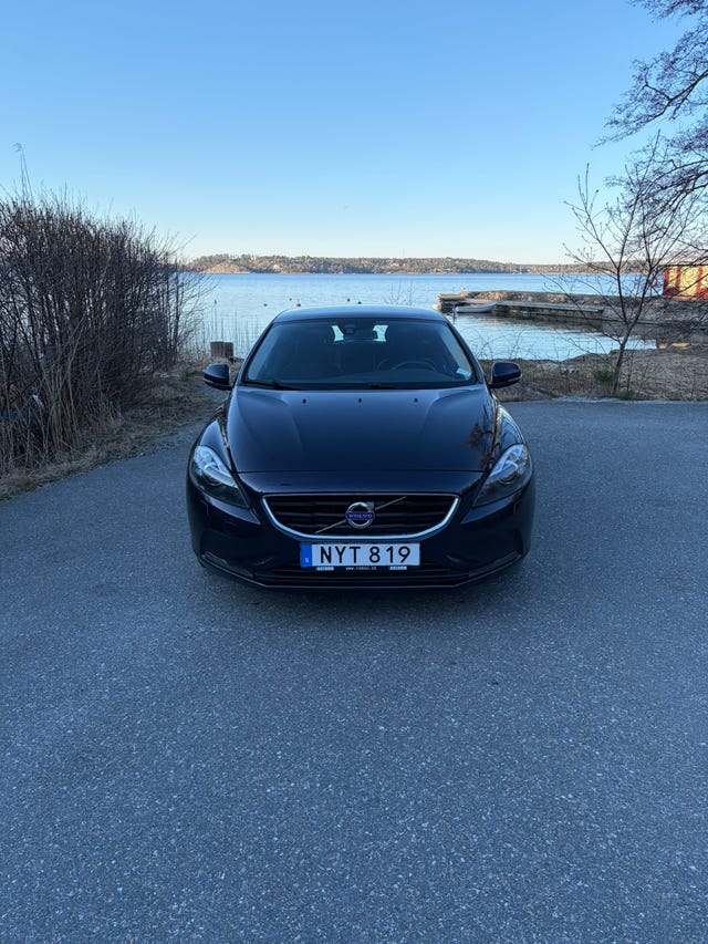 Volvo V40 2016