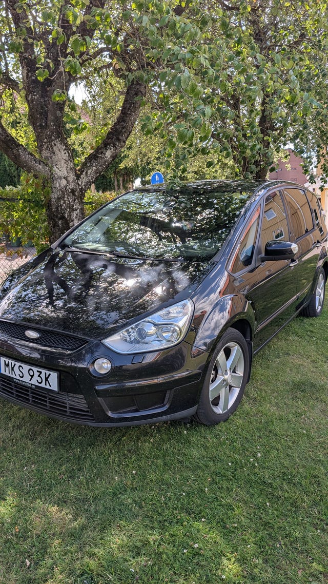 Ford S-MAX 2010