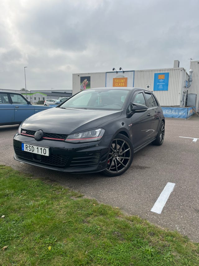 Volkswagen Golf VII 2015
