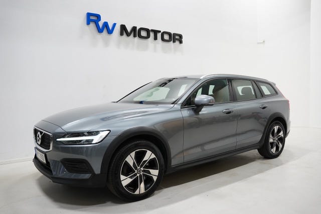 Volvo V60 Cross Country 2019