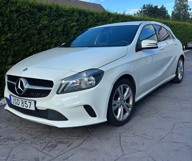 Mercedes-Benz A180 2017