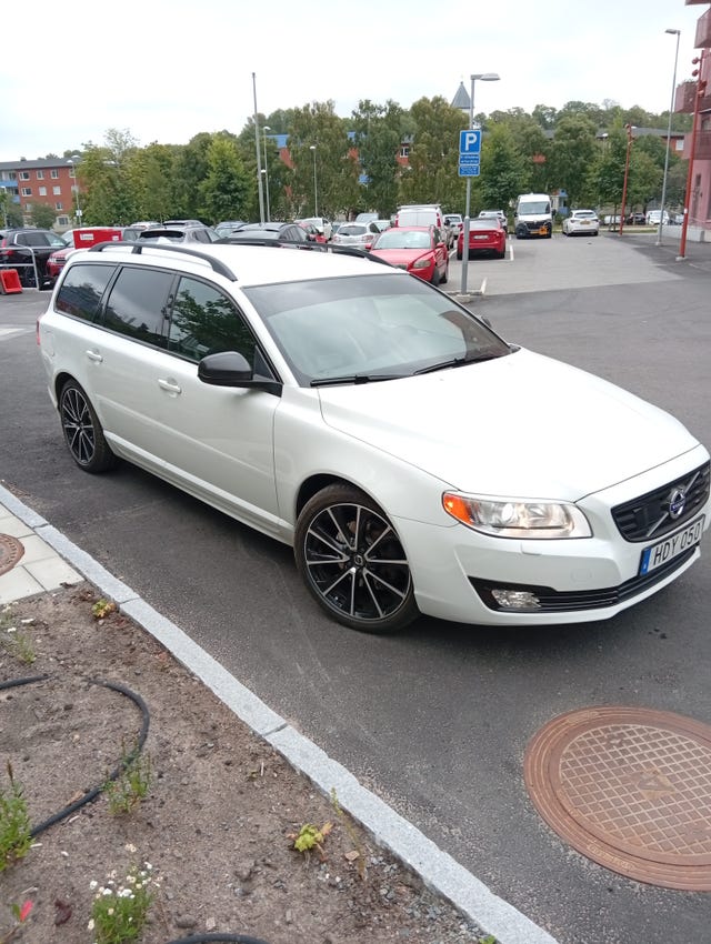 Volvo V70 2011