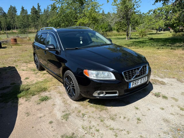 Volvo V70 2010