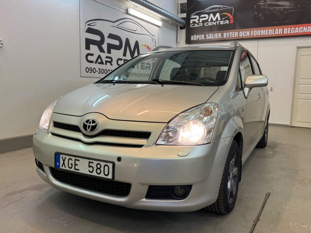 Toyota Corolla Verso 2005