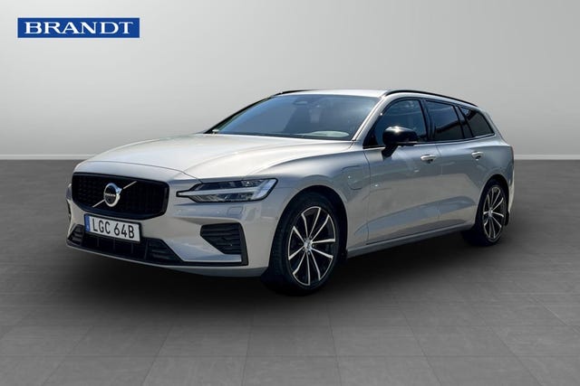 Volvo V60 2025
