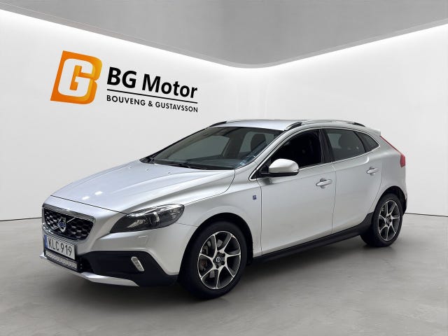 Volvo V40 Cross Country 2016