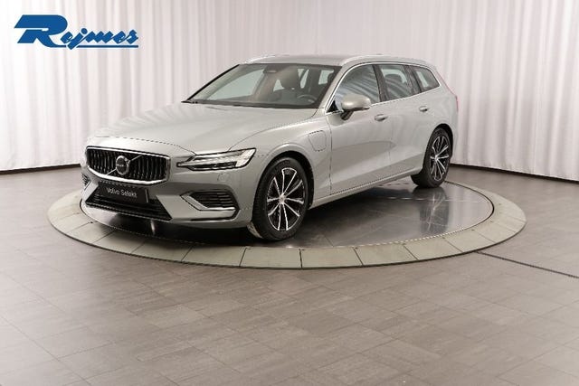 Volvo V60 2024