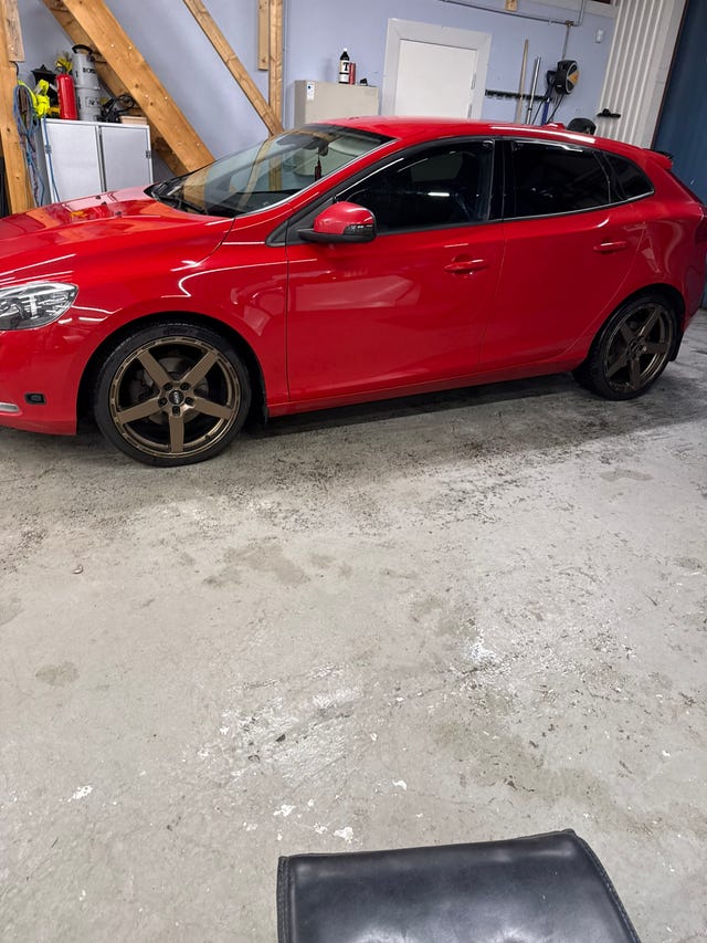 Volvo V40 2016