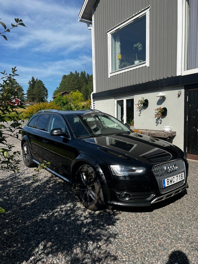 Audi A4 allroad 2015