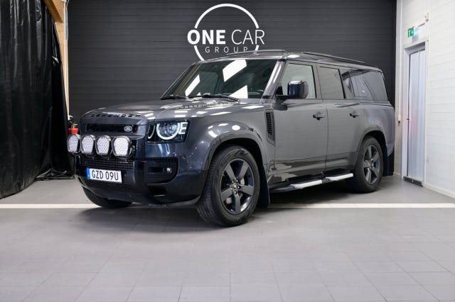 Land Rover Defender 130 2023