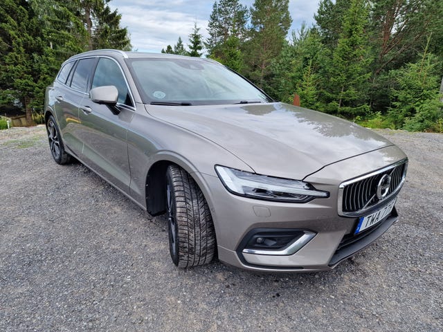 Volvo V60 2019 – bild 3