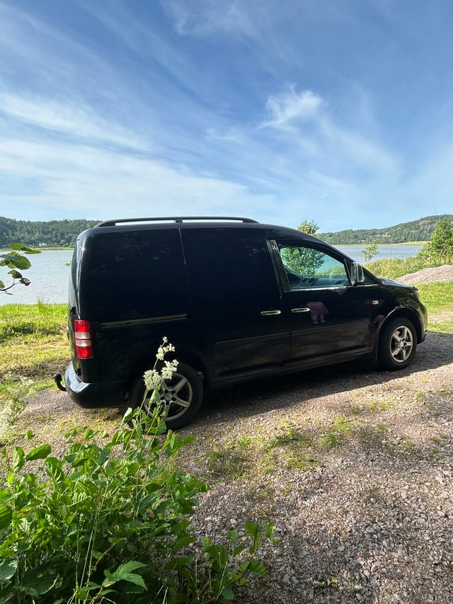 Volkswagen Caddy 2011