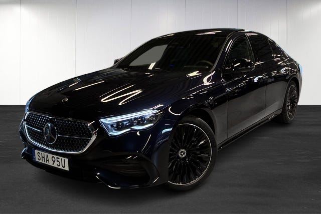 Mercedes-Benz E300 2026