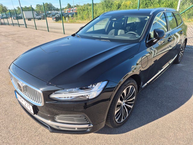 Volvo V90 2023