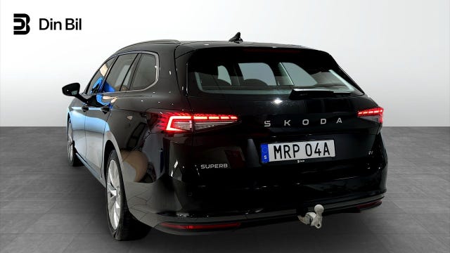 Skoda Superb 2025 – bild 3